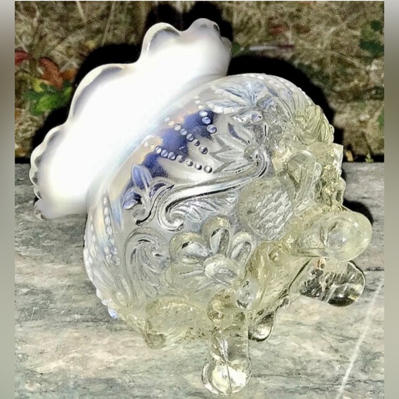 19th Century Antique Sowerby Co. Hobnail Opalescent Glass PIASA BIRD SPITTOON - Picture 4 of 10